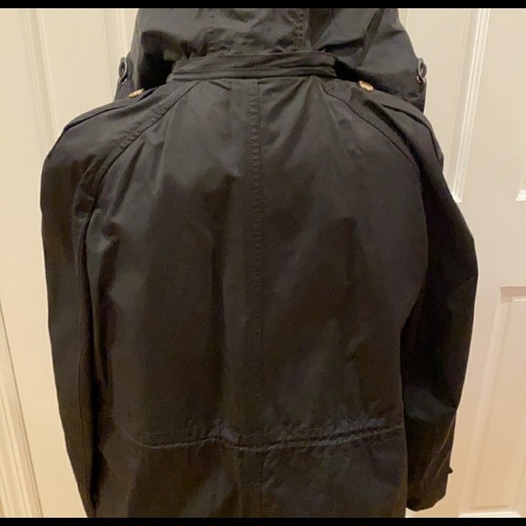 Burberry Harlington Black Zip-Front Hooded Parka - Picture 5 of 16